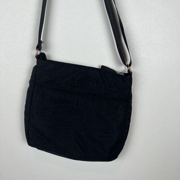 Baggallini Midnight Crossbody Bag - Picture 4 of 13